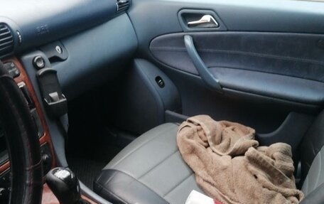 Mercedes-Benz C-Класс, 2000 год, 350 000 рублей, 5 фотография