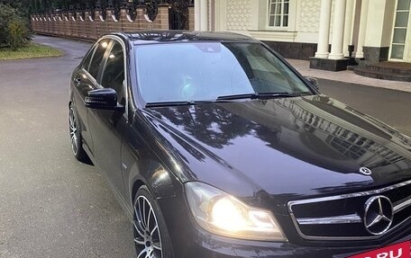 Mercedes-Benz C-Класс, 2012 год, 1 600 000 рублей, 7 фотография