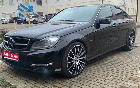Mercedes-Benz C-Класс, 2012 год, 1 600 000 рублей, 10 фотография