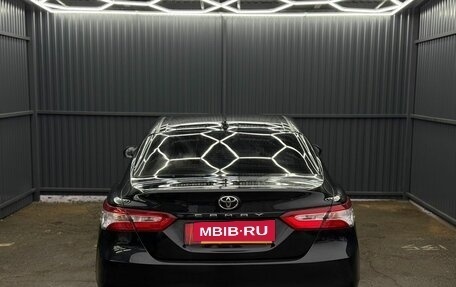 Toyota Camry, 2018 год, 2 499 000 рублей, 5 фотография