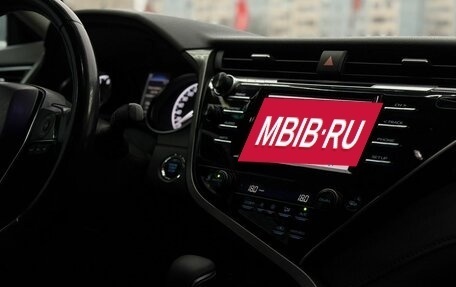 Toyota Camry, 2018 год, 2 499 000 рублей, 22 фотография