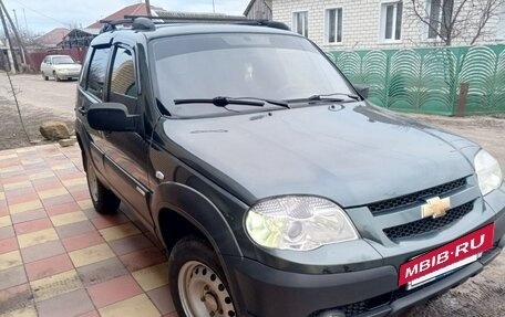 Chevrolet Niva I рестайлинг, 2011 год, 500 000 рублей, 6 фотография