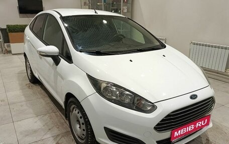 Ford Fiesta, 2016 год, 635 000 рублей, 3 фотография