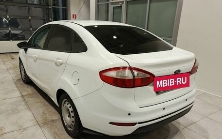 Ford Fiesta, 2016 год, 635 000 рублей, 8 фотография