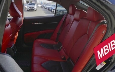 Toyota Camry, 2018 год, 2 899 000 рублей, 9 фотография