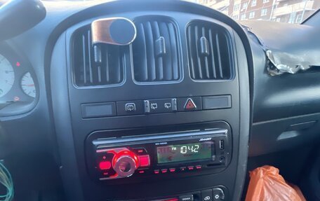 Dodge Caravan IV, 2001 год, 360 000 рублей, 13 фотография