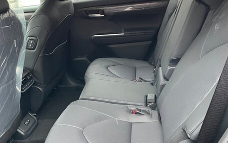 Toyota Highlander, 2025 год, 5 590 000 рублей, 8 фотография