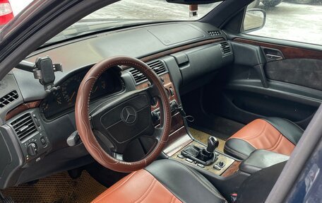 Mercedes-Benz E-Класс, 1998 год, 370 000 рублей, 3 фотография