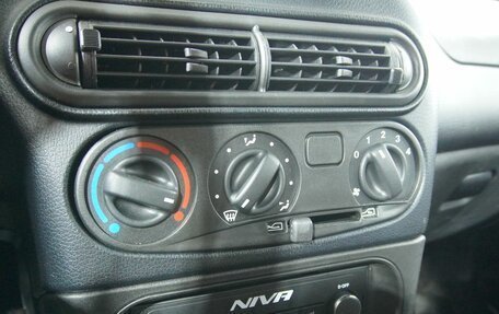 Chevrolet Niva I рестайлинг, 2019 год, 822 000 рублей, 13 фотография