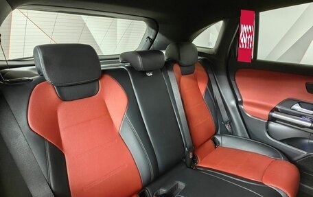 Mercedes-Benz GLA, 2020 год, 3 200 000 рублей, 17 фотография