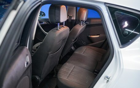 Opel Astra J, 2011 год, 731 000 рублей, 14 фотография