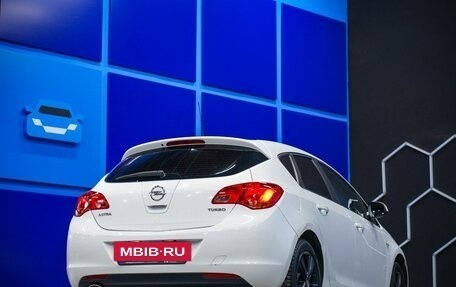 Opel Astra J, 2011 год, 731 000 рублей, 6 фотография