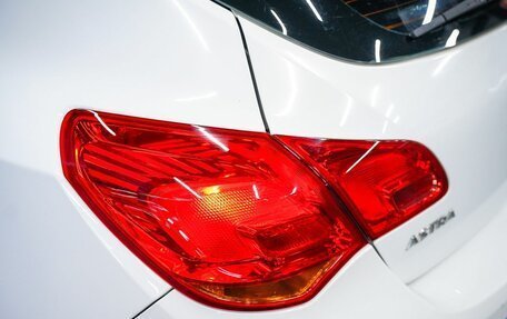 Opel Astra J, 2011 год, 731 000 рублей, 22 фотография