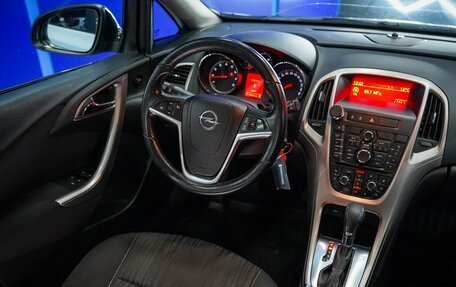 Opel Astra J, 2011 год, 731 000 рублей, 28 фотография