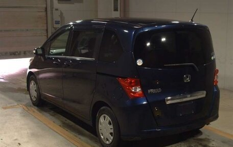 Honda Freed I, 2011 год, 920 000 рублей, 3 фотография