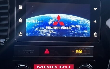 Mitsubishi Outlander III рестайлинг 3, 2020 год, 2 380 000 рублей, 15 фотография