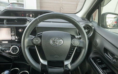 Toyota Aqua I, 2018 год, 1 075 000 рублей, 17 фотография