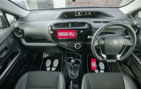 Toyota Aqua I, 2018 год, 1 075 000 рублей, 16 фотография