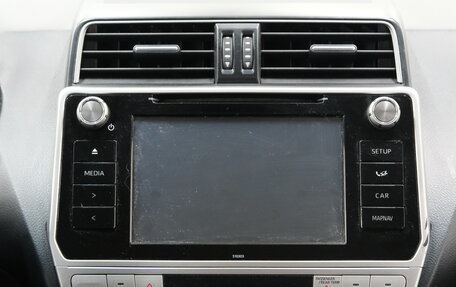 Toyota Land Cruiser Prado 150 рестайлинг 2, 2018 год, 4 989 000 рублей, 17 фотография