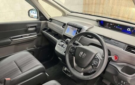 Honda Freed II, 2019 год, 1 100 000 рублей, 10 фотография