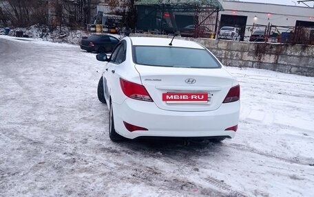 Hyundai Solaris II рестайлинг, 2016 год, 650 000 рублей, 6 фотография