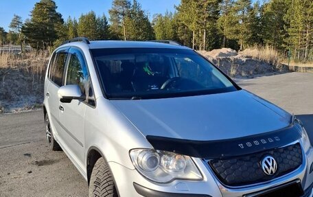 Volkswagen Touran III, 2007 год, 750 000 рублей, 4 фотография