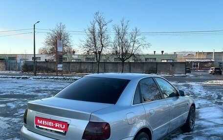 Audi A4, 2000 год, 430 000 рублей, 11 фотография
