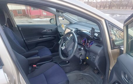 Toyota Wish II, 2012 год, 1 435 000 рублей, 8 фотография