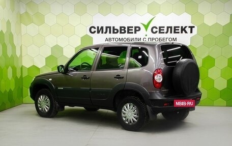 Chevrolet Niva I рестайлинг, 2017 год, 750 000 рублей, 4 фотография