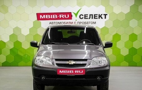 Chevrolet Niva I рестайлинг, 2017 год, 750 000 рублей, 2 фотография