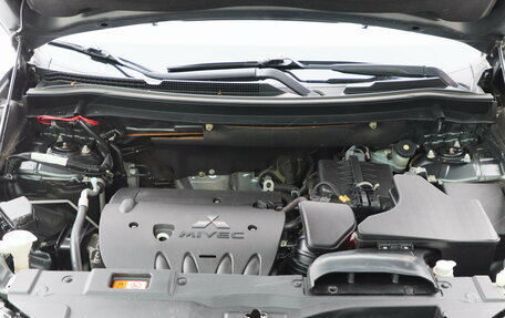 Mitsubishi Outlander III рестайлинг 3, 2018 год, 1 690 000 рублей, 23 фотография