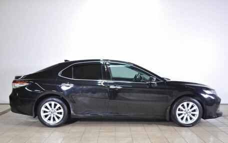 Toyota Camry, 2021 год, 2 489 000 рублей, 4 фотография