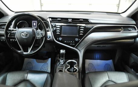 Toyota Camry, 2021 год, 2 489 000 рублей, 6 фотография