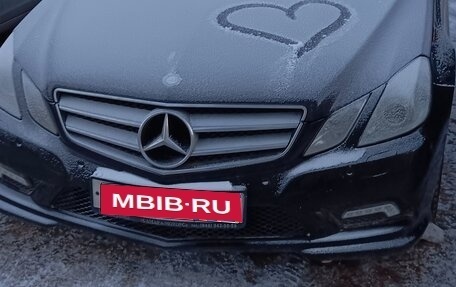 Mercedes-Benz E-Класс, 2011 год, 1 220 000 рублей, 1 фотография