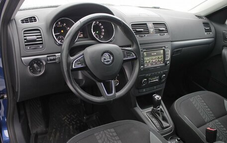 Skoda Yeti I рестайлинг, 2014 год, 1 093 000 рублей, 9 фотография