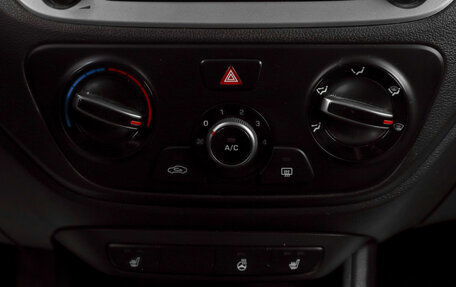 Hyundai Solaris II рестайлинг, 2017 год, 799 000 рублей, 13 фотография