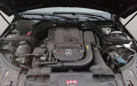 Mercedes-Benz E-Класс, 2011 год, 1 220 000 рублей, 10 фотография