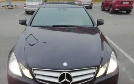 Mercedes-Benz E-Класс, 2011 год, 1 220 000 рублей, 5 фотография