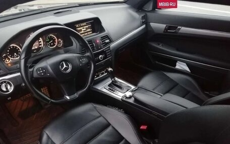 Mercedes-Benz E-Класс, 2011 год, 1 220 000 рублей, 11 фотография