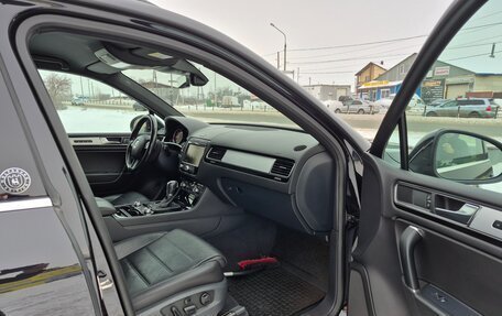 Volkswagen Touareg III, 2017 год, 3 490 000 рублей, 16 фотография