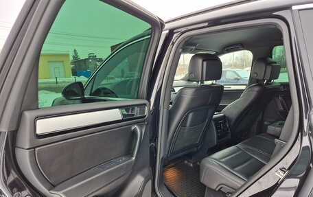 Volkswagen Touareg III, 2017 год, 3 490 000 рублей, 12 фотография