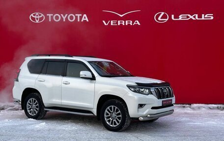 Toyota Land Cruiser Prado 150 рестайлинг 2, 2018 год, 5 460 000 рублей, 3 фотография