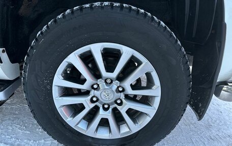 Toyota Land Cruiser Prado 150 рестайлинг 2, 2018 год, 5 460 000 рублей, 7 фотография