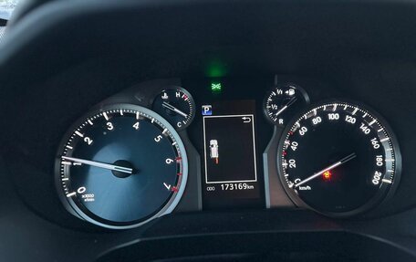 Toyota Land Cruiser Prado 150 рестайлинг 2, 2018 год, 5 460 000 рублей, 9 фотография