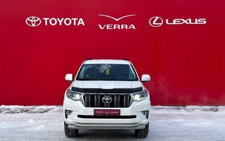 Toyota Land Cruiser Prado 150 рестайлинг 2, 2018 год, 5 460 000 рублей, 2 фотография