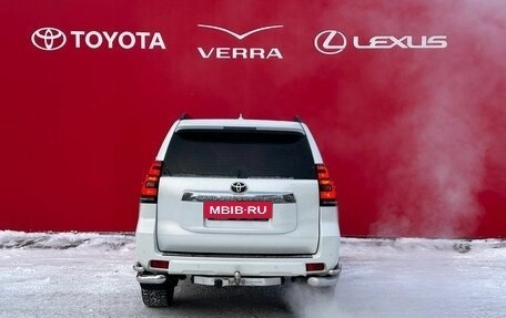 Toyota Land Cruiser Prado 150 рестайлинг 2, 2018 год, 5 460 000 рублей, 5 фотография