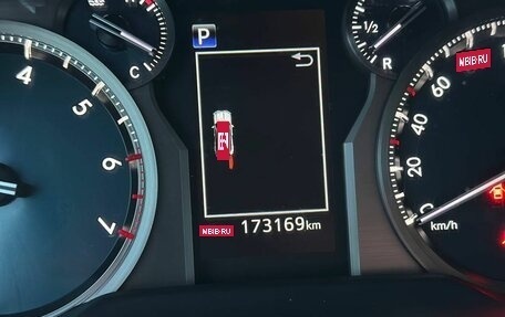 Toyota Land Cruiser Prado 150 рестайлинг 2, 2018 год, 5 460 000 рублей, 10 фотография