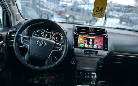 Toyota Land Cruiser Prado 150 рестайлинг 2, 2018 год, 5 460 000 рублей, 11 фотография