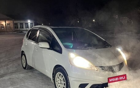 Honda Fit III, 2010 год, 800 000 рублей, 1 фотография