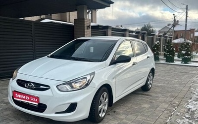 Hyundai Solaris II рестайлинг, 2013 год, 670 000 рублей, 1 фотография